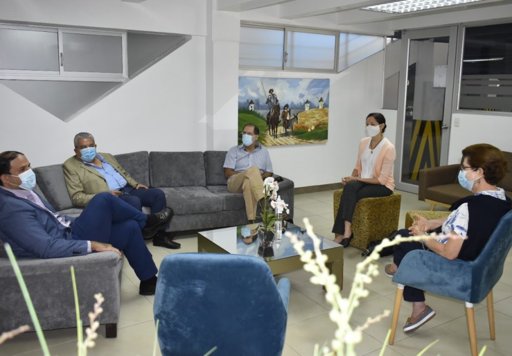 Visita de Directivos de Universidad Casa Grande