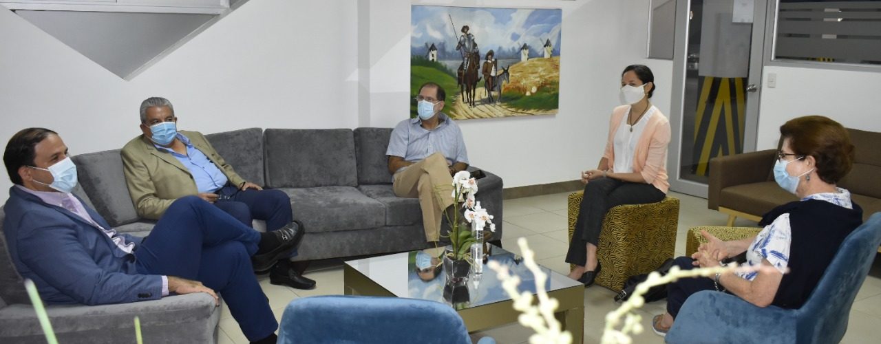 Visita de Directivos de Universidad Casa Grande